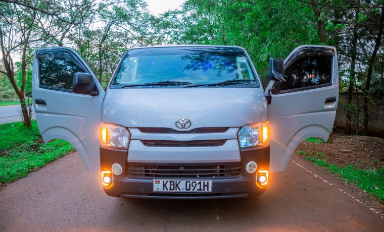10 Seater Toyota Hiace for hire in Kenya