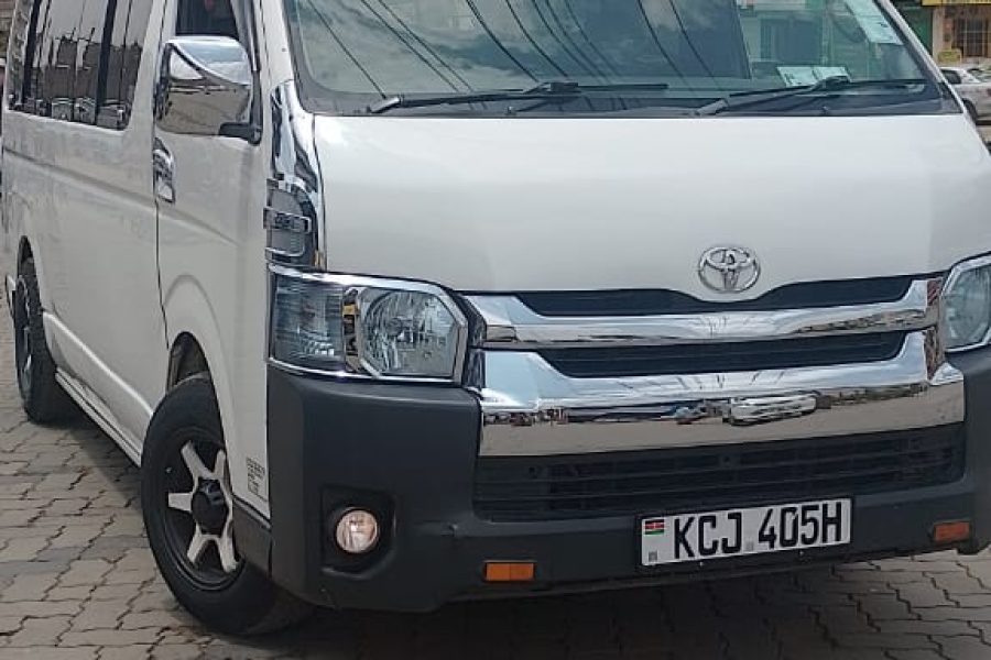 16 Seater Van for Hire – Toyota HiAce 9L